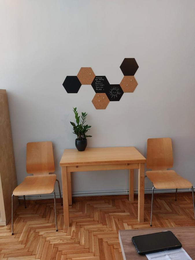 Christina-Anna Athens City Center Walking Distance To Everywhere And Acropolis, In One Of The Most Favorable Locations By National Gardens And Zoo, Hellenic Parliament In Syntagma And Stylish Exquisite Kolonaki Cozy Renovated Apartment Buitenkant foto