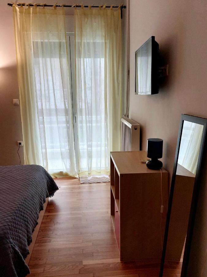 Christina-Anna Athens City Center Walking Distance To Everywhere And Acropolis, In One Of The Most Favorable Locations By National Gardens And Zoo, Hellenic Parliament In Syntagma And Stylish Exquisite Kolonaki Cozy Renovated Apartment Buitenkant foto