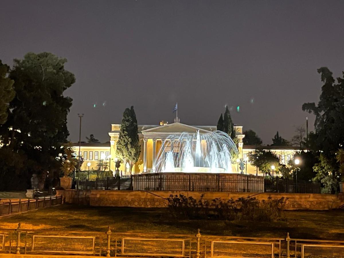 Christina-Anna Athens City Center Walking Distance To Everywhere And Acropolis, In One Of The Most Favorable Locations By National Gardens And Zoo, Hellenic Parliament In Syntagma And Stylish Exquisite Kolonaki Cozy Renovated Apartment Buitenkant foto
