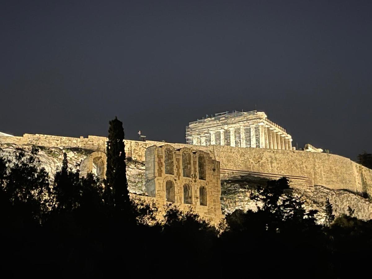 Christina-Anna Athens City Center Walking Distance To Everywhere And Acropolis, In One Of The Most Favorable Locations By National Gardens And Zoo, Hellenic Parliament In Syntagma And Stylish Exquisite Kolonaki Cozy Renovated Apartment Buitenkant foto