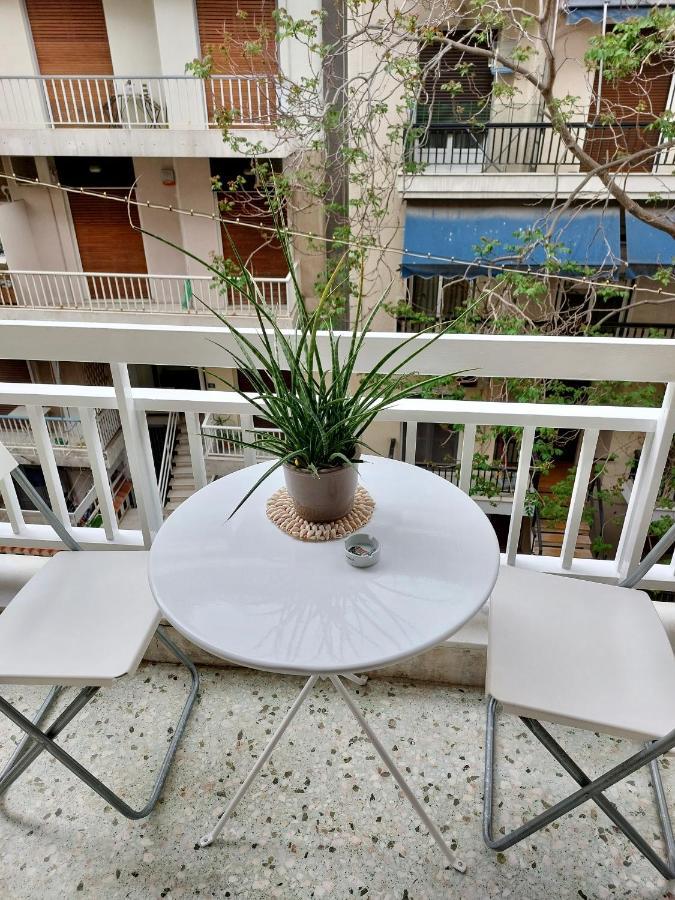 Christina-Anna Athens City Center Walking Distance To Everywhere And Acropolis, In One Of The Most Favorable Locations By National Gardens And Zoo, Hellenic Parliament In Syntagma And Stylish Exquisite Kolonaki Cozy Renovated Apartment Buitenkant foto