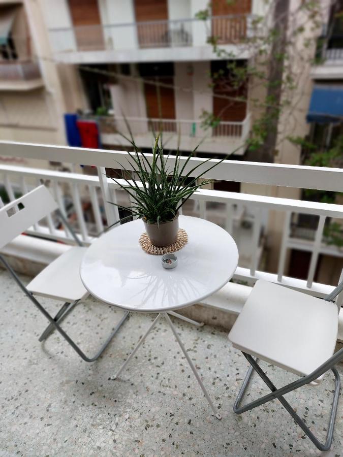 Christina-Anna Athens City Center Walking Distance To Everywhere And Acropolis, In One Of The Most Favorable Locations By National Gardens And Zoo, Hellenic Parliament In Syntagma And Stylish Exquisite Kolonaki Cozy Renovated Apartment Buitenkant foto